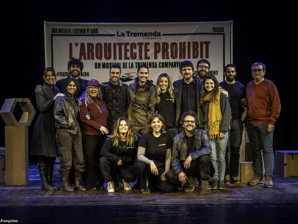 Els Lluïsos acullen la presentació als mitjans de L’Arquitecte Prohibit, el nou musical distòpic sobre Gaudí